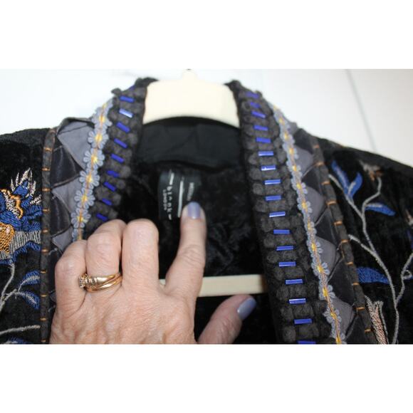 Bl^nk London Roxanne Black Velvet Embroidered Open Front Coat sz M - Picture 3 of 4
